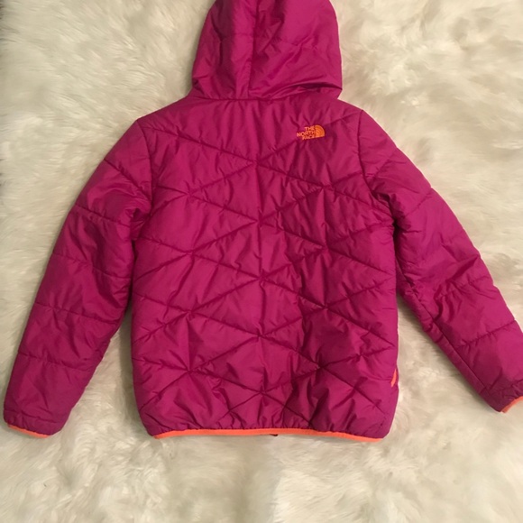 The North Face Girls Reversible Coat - Picture 4 of 6